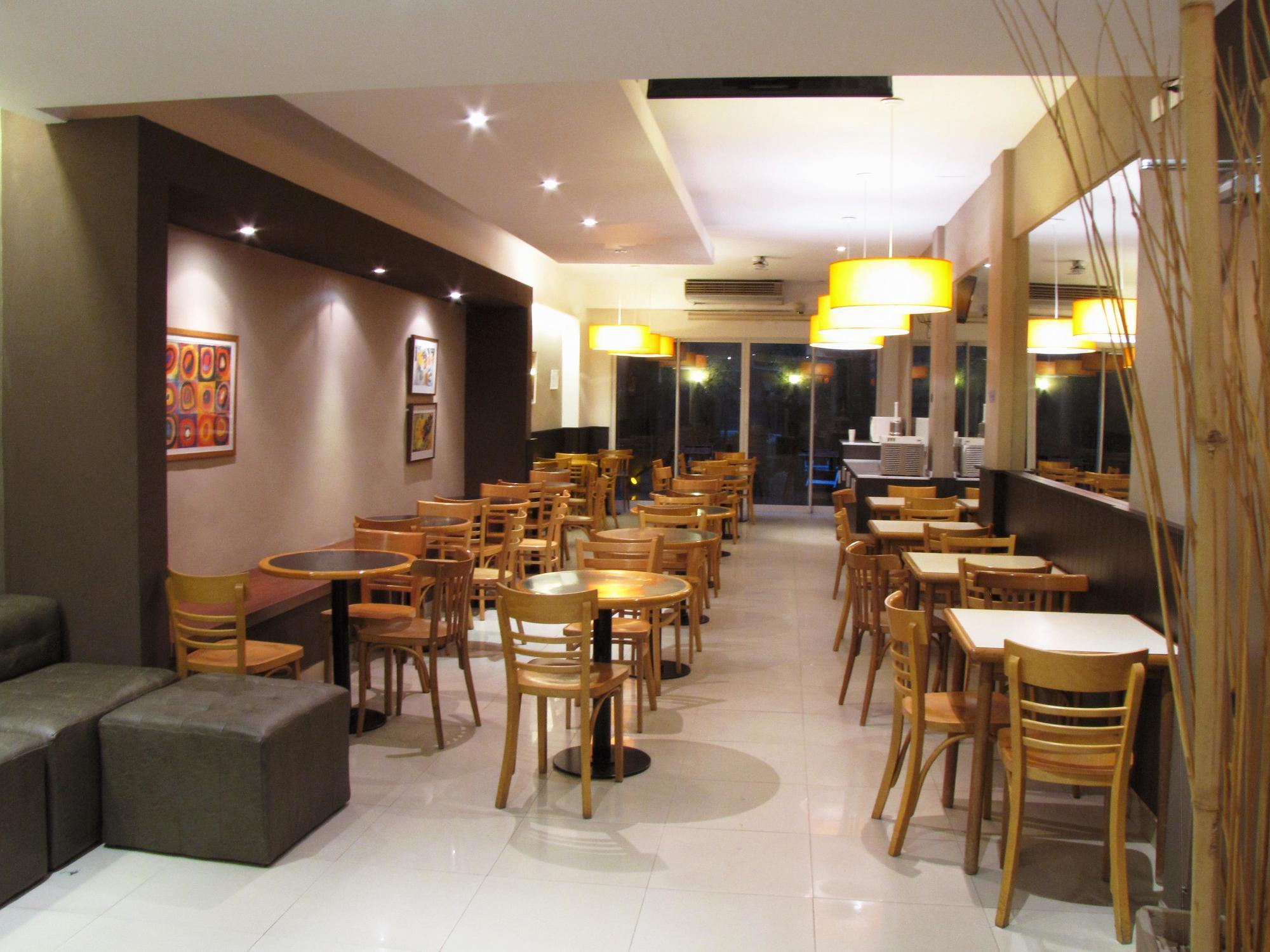 Hotel Milan Buenos Aires Esterno foto